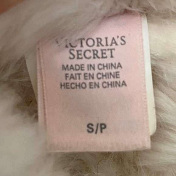 Victoria’s Secret’s Slippers Shoes Size Small Women’s Pink Slip On Fuzzy - Picture 5 of 7